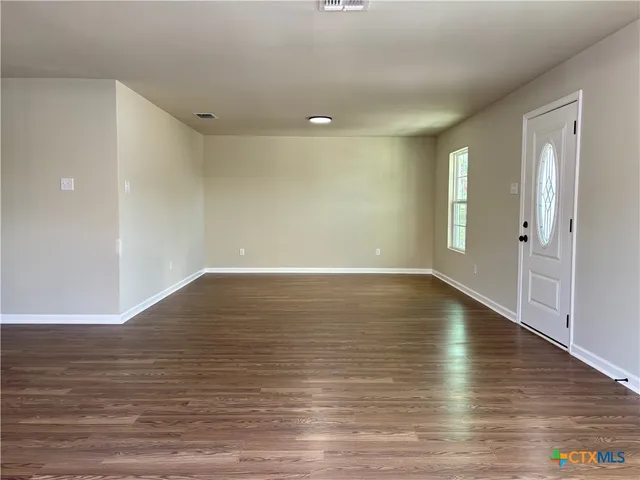 $199,900 | 702 East 5th Street, Nixon, TX 78140