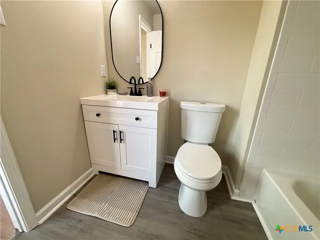 $199,900 | 702 East 5th Street, Nixon, TX 78140