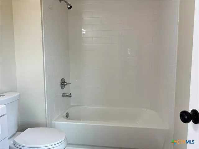 $199,900 | 702 East 5th Street, Nixon, TX 78140