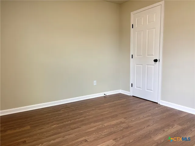 $199,900 | 702 East 5th Street, Nixon, TX 78140