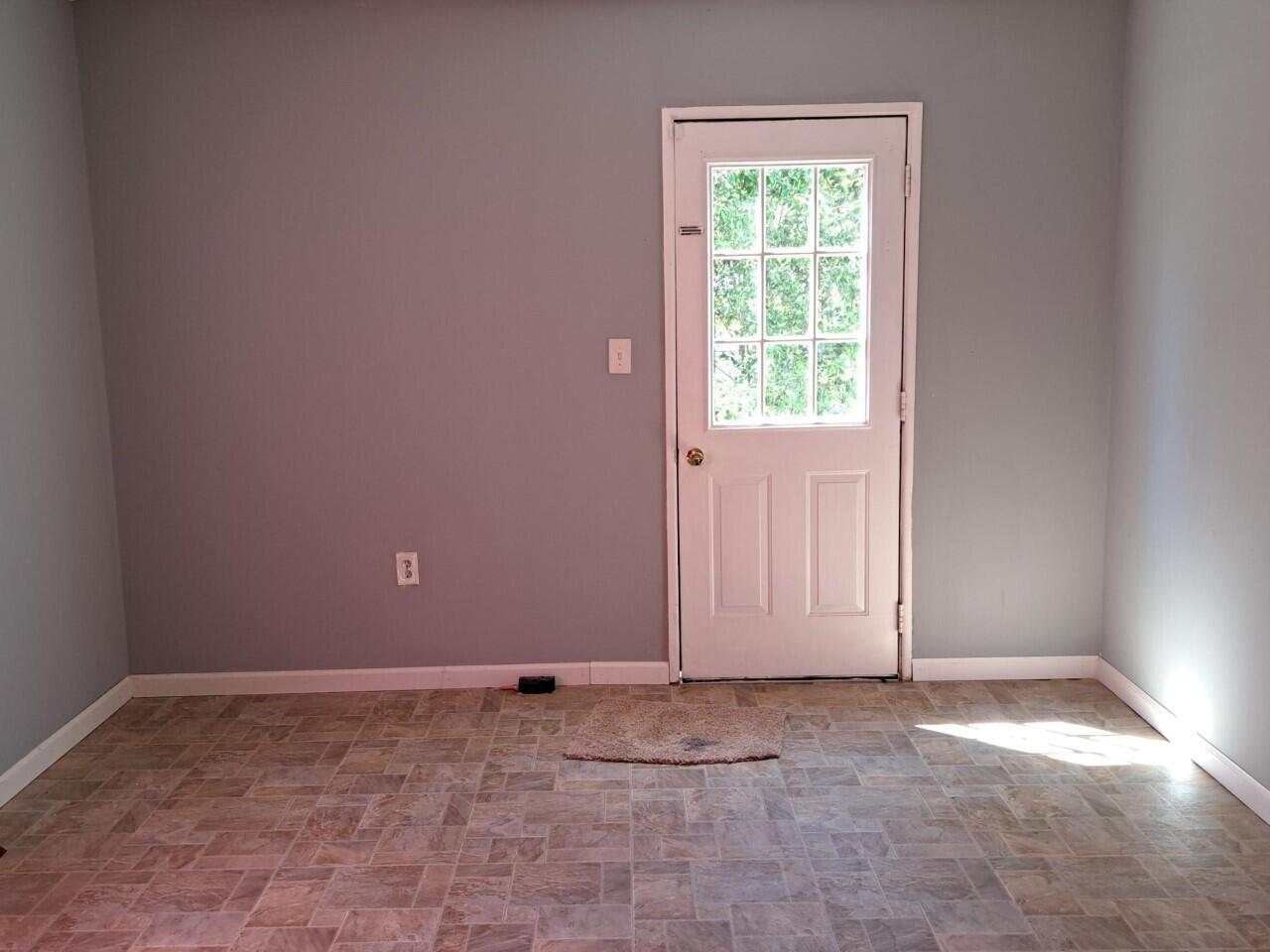 126 McKinley Road Springfield, SC 29146 - Photo 7 of 20