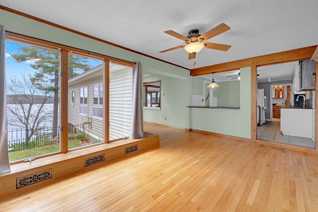 172 Stone Road East Brookfield, MA 01515 - Photo 4 of 29