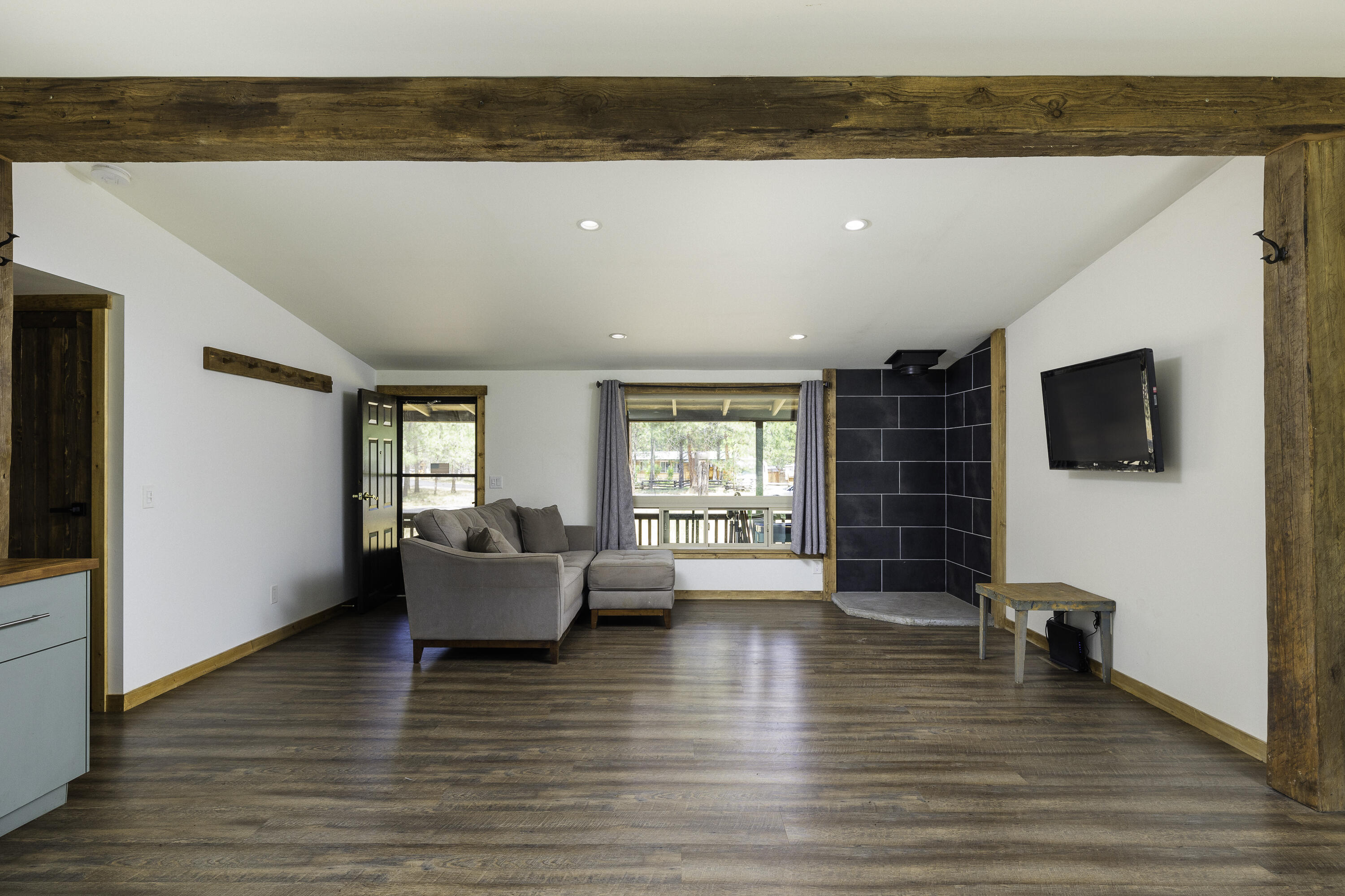 14631 Bluegrass Loop Sisters, OR 97759 - Photo 3 of 27 Living Room with spot for a wood stove
