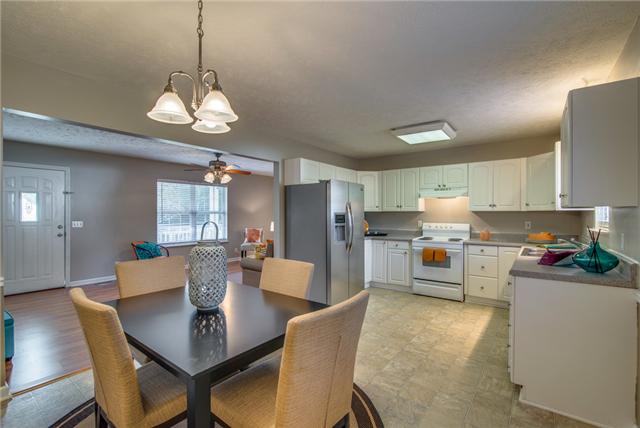 1315 White Bluff Road White Bluff, TN 37187 - Photo 6 of 20 Large Eat In Kitchen