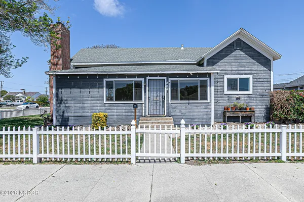 $599,000 | 203 East Walnut Avenue, Lompoc, CA 93436