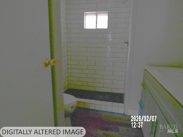 1881 Laytonville Dos Rios Road Laytonville, CA 95454 - Photo 24 of 29 TRAILER HALL BATH