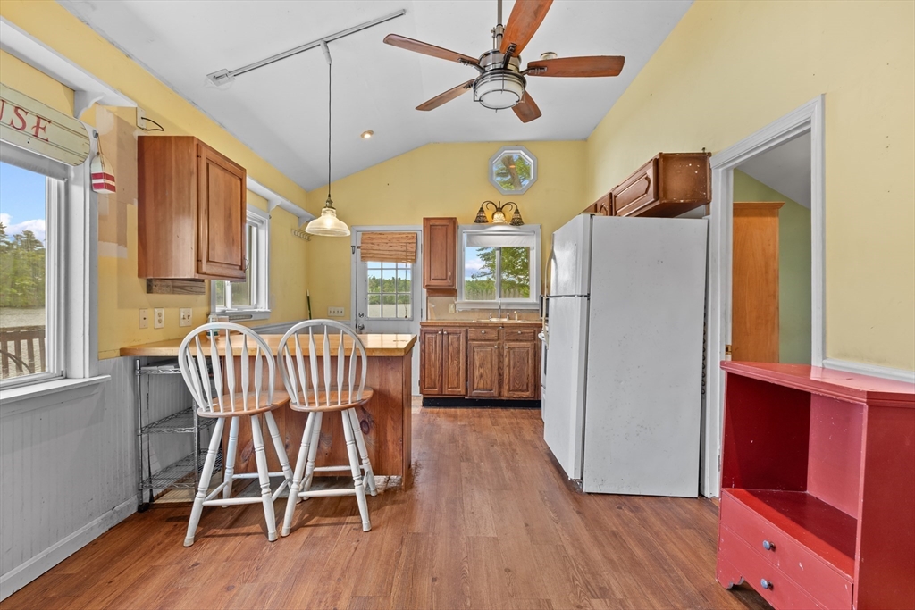 49 Boat House Road Groton, MA 01450 - Photo 9 of 34