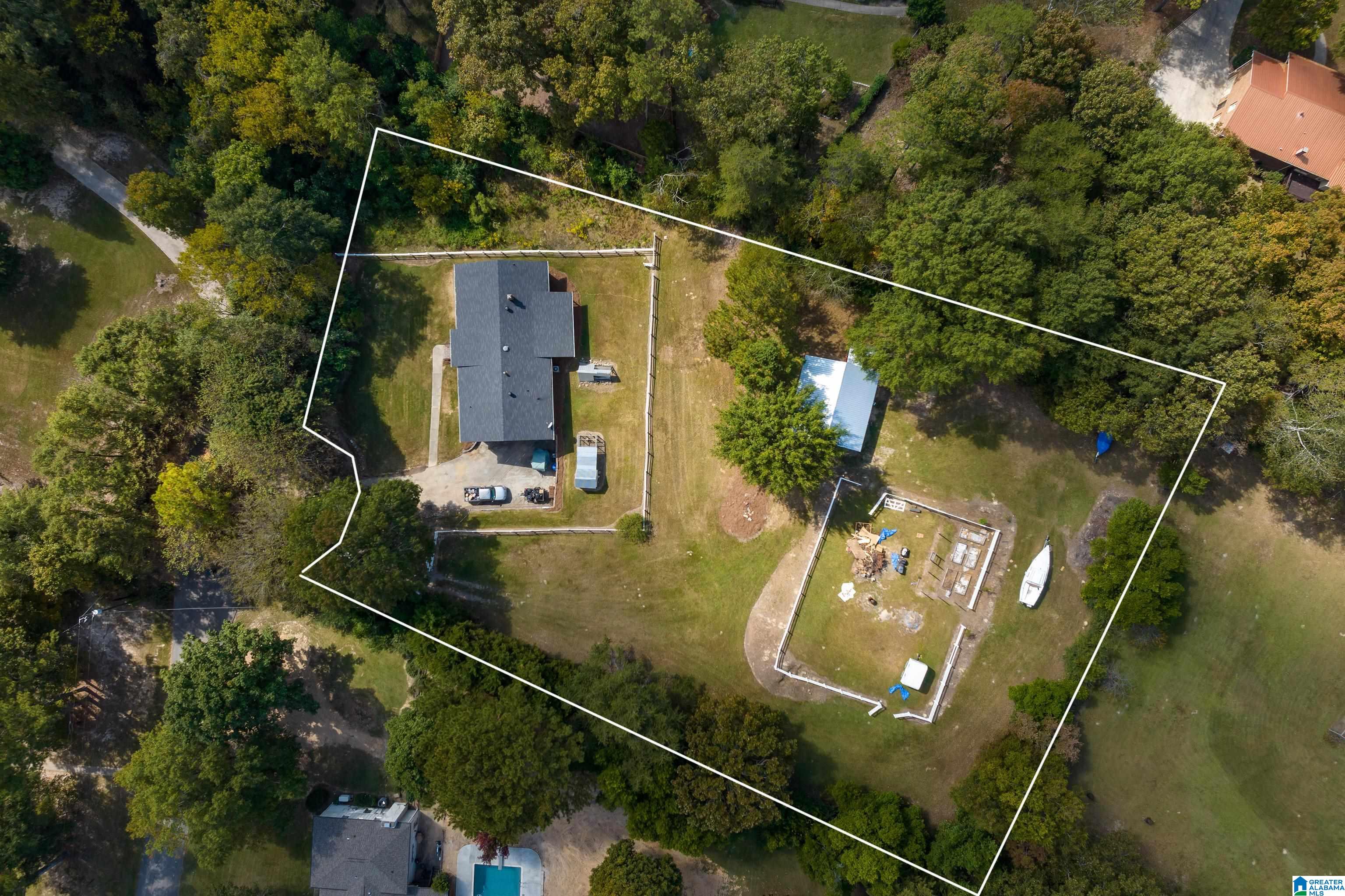 204 Auburn Road Pelham, AL 35124 - Photo 41 of 45