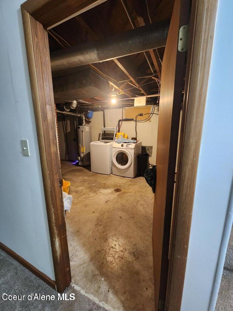 607 Riverside Avenue West Kellogg, ID 83837 - Photo 18 of 19 Laundry Room