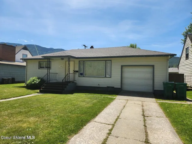 $385,000 | 607 Riverside Avenue West, Kellogg, ID 83837