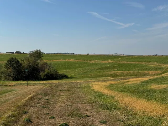 $1 | 12-50 Birchbark Court, Lake Carroll, IL 61046