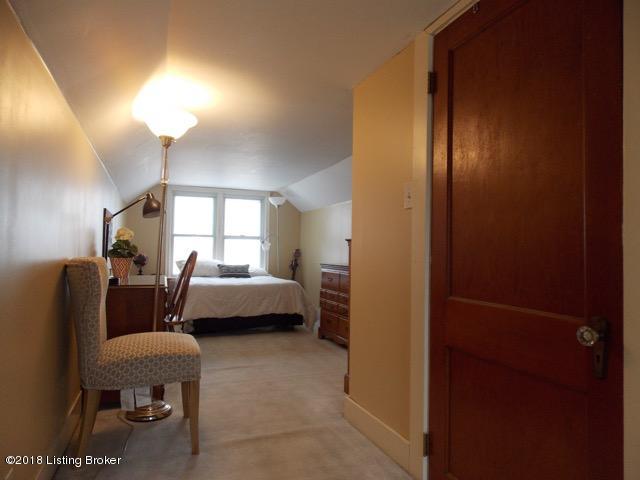 2581 Greenup Road Louisville, KY 40217 - Photo 22 of 26 DSCN3144