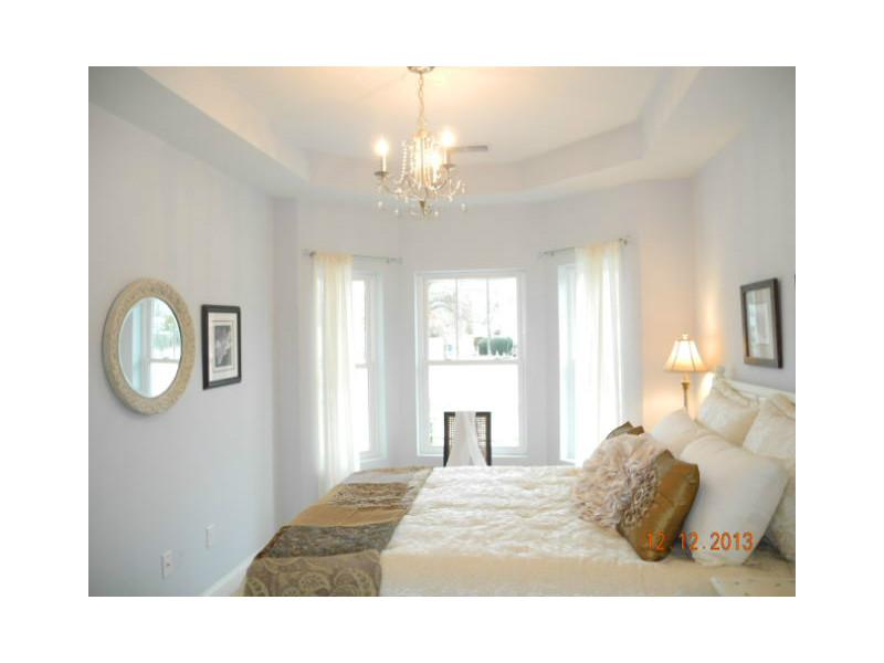 301 West Shore Road, Unit 15 Warwick, RI 02889 - Photo 11 of 14 Master Bedroom.