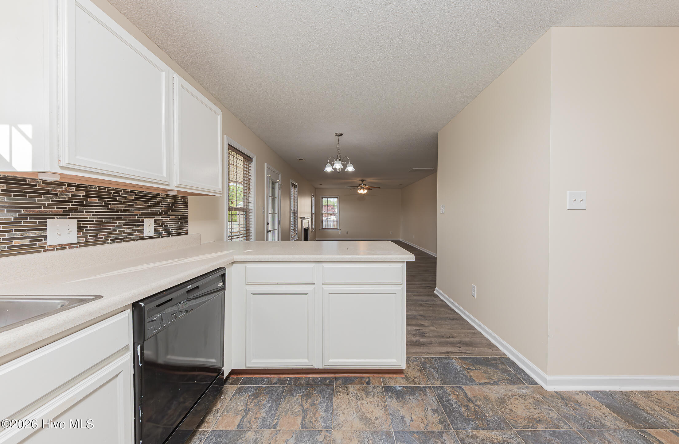 383 Francktown Road Richlands, NC 28574 - Photo 14 of 45 23KITCHEN