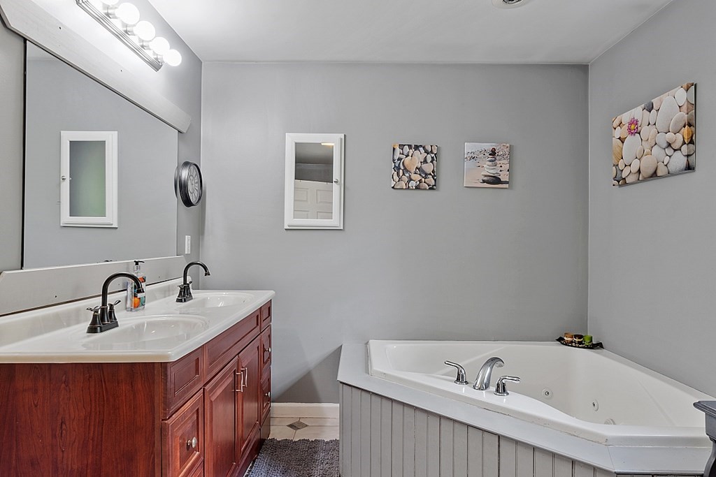 540 Royalston Road Phillipston, MA 01331 - Photo 25 of 38 a bathroom with a sink and a bathtub