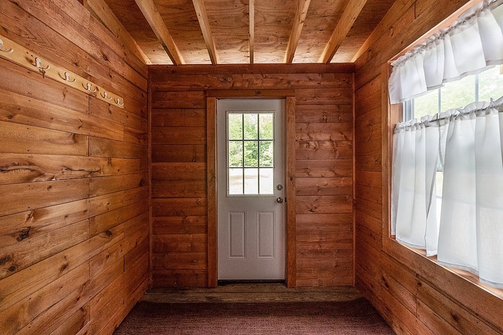 540 Royalston Road Phillipston, MA 01331 - Photo 32 of 38 a view of front door of house with window
