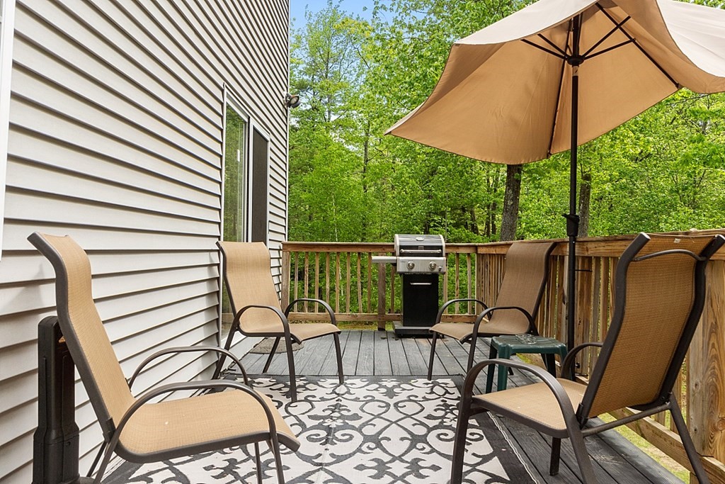 540 Royalston Road Phillipston, MA 01331 - Photo 35 of 38 a view of a chairs and table in the patio