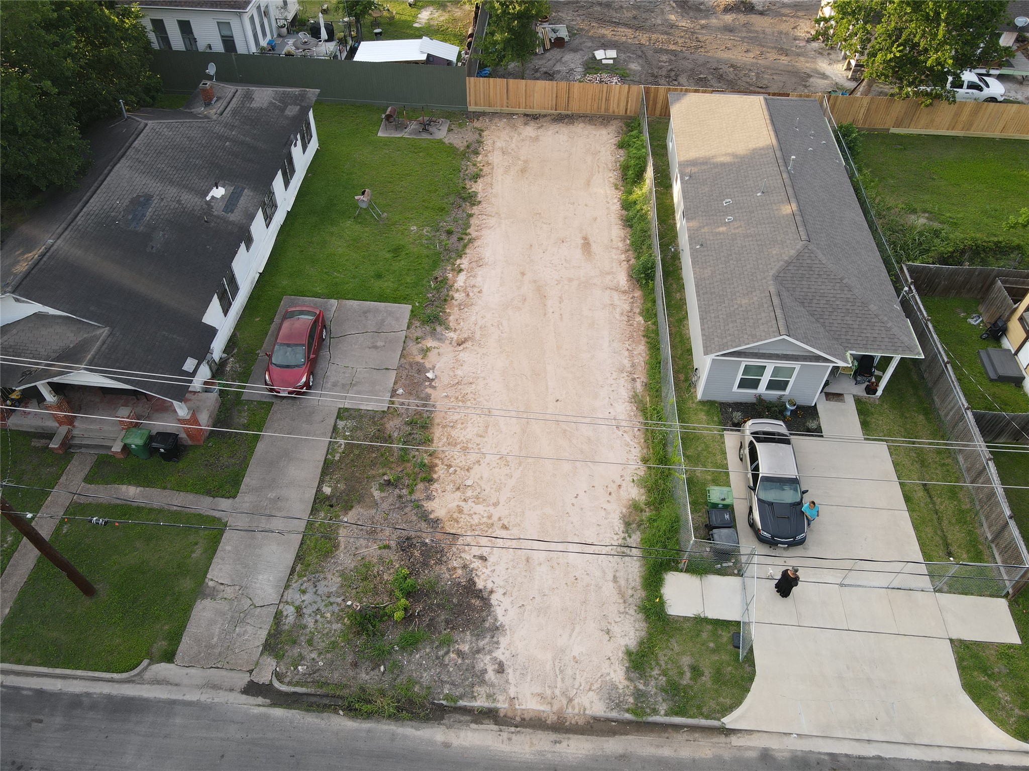 2513 Sumpter Street Houston, TX 77026 - Photo 4 of 7
