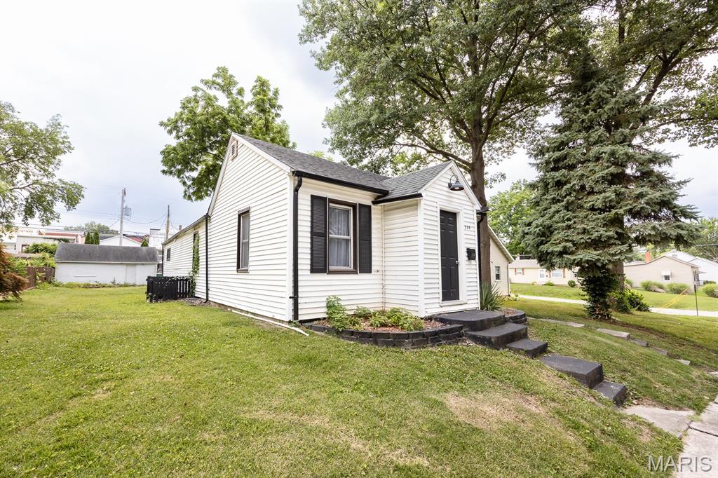 220 West Center Street Lebanon, IL 62254 - Photo 19 of 20