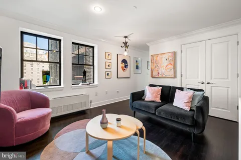 $289,000 | 1701 Locust Street, Unit 1607, Philadelphia, PA 19103