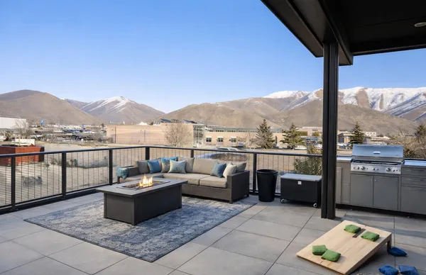 $1,295,000 | 130 Gulf Stream Lane, Unit C, Hailey, ID 83333