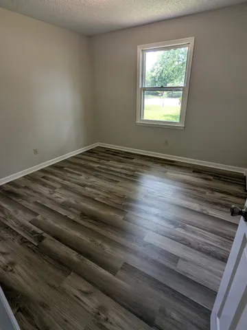 $1,295 | 2436 Thoroughbred Drive, Bowling Green, KY 42104