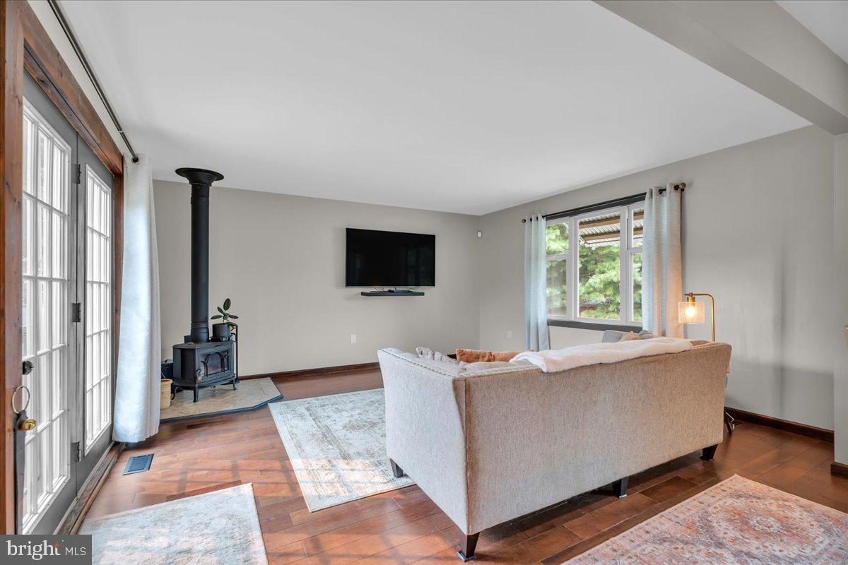76 East Tomlin Station Road Mickleton, NJ 08056 - Photo 11 of 37 Open Living Room
