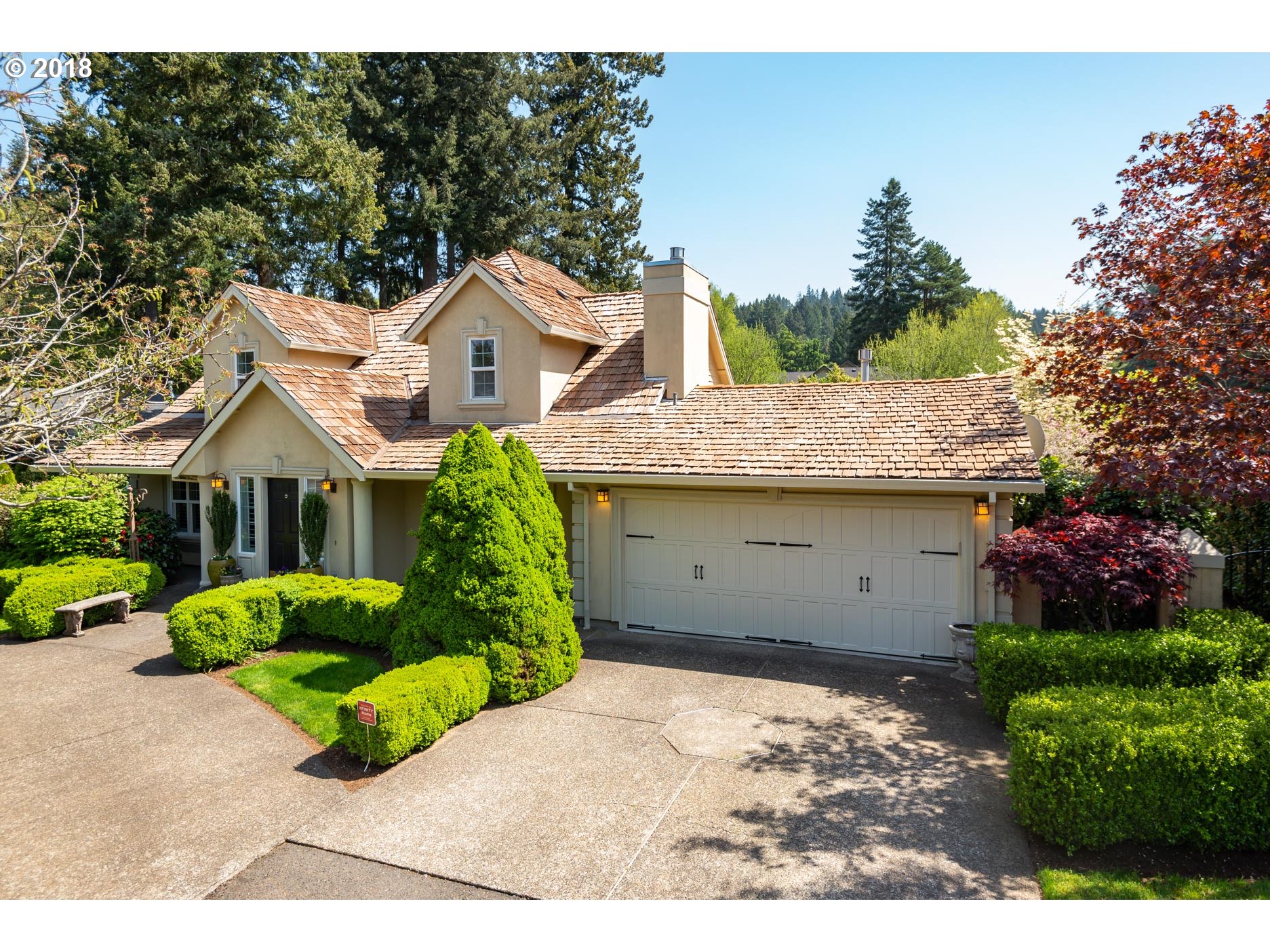 19240 Bryant Road Lake Oswego, OR 97034 - Photo 1 of 32 Gallery Image 1