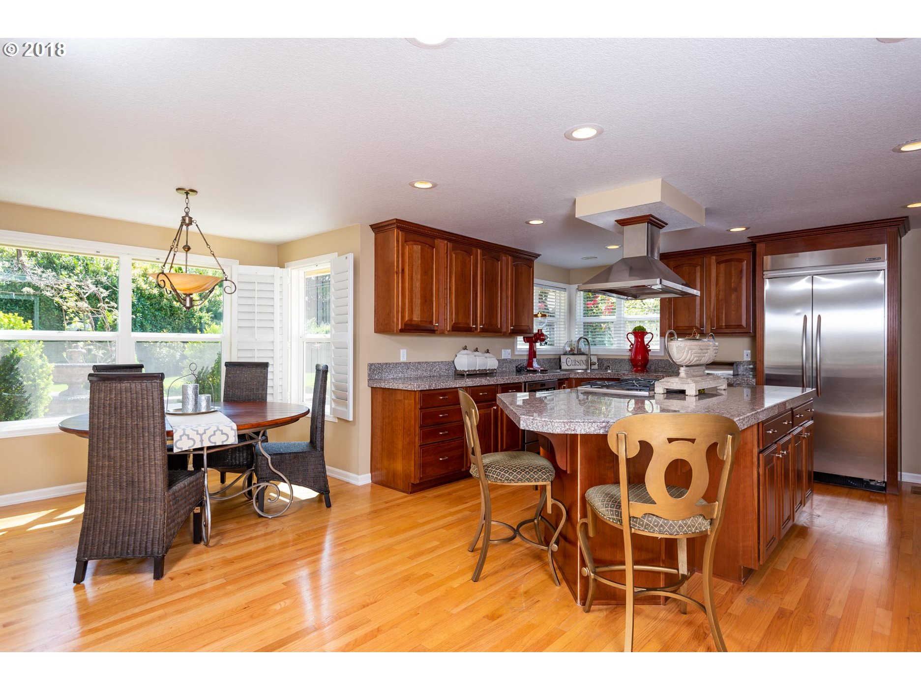 19240 Bryant Road Lake Oswego, OR 97034 - Photo 12 of 32 Gallery Image 12