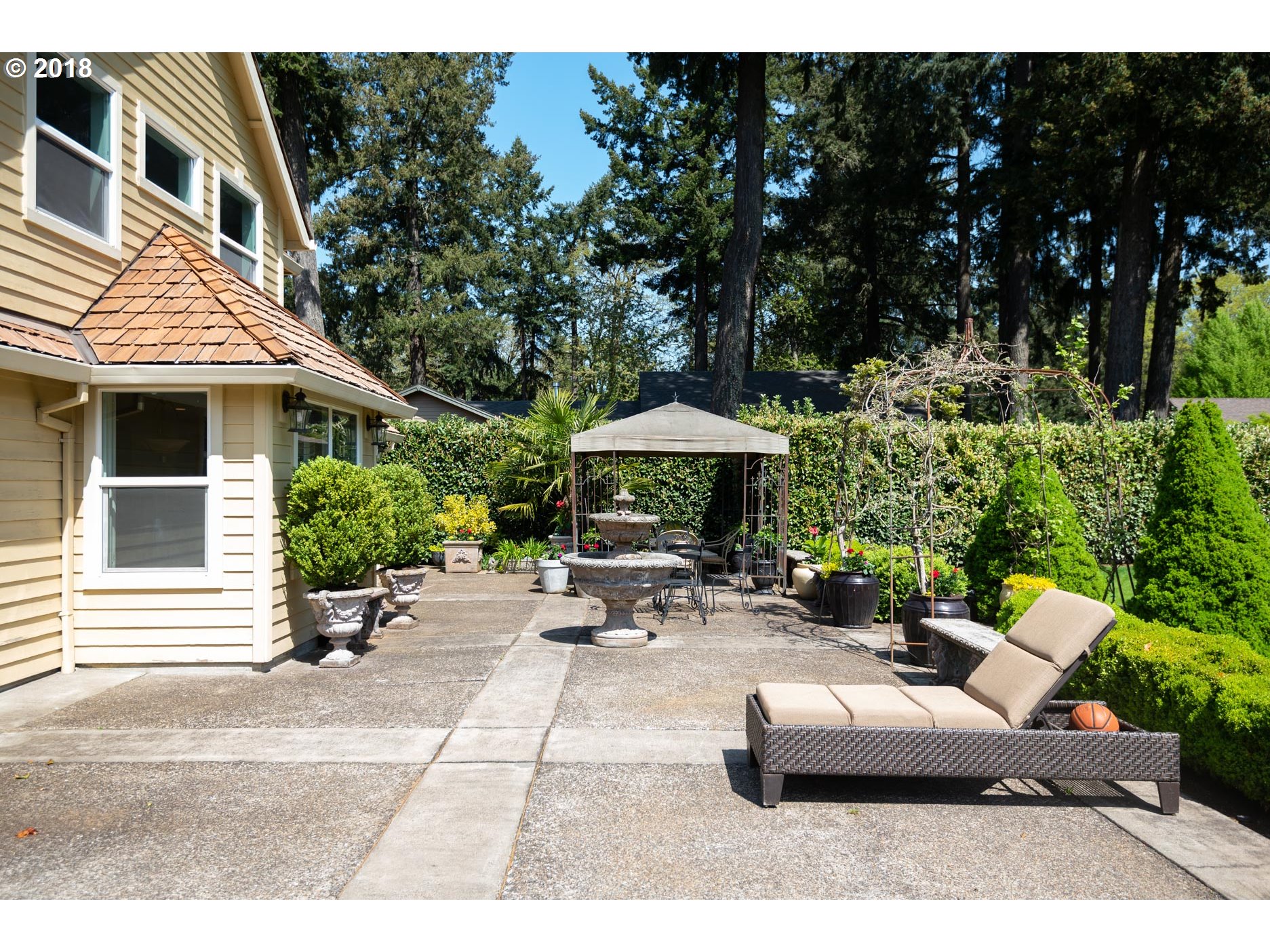 19240 Bryant Road Lake Oswego, OR 97034 - Photo 28 of 32 Gallery Image 28