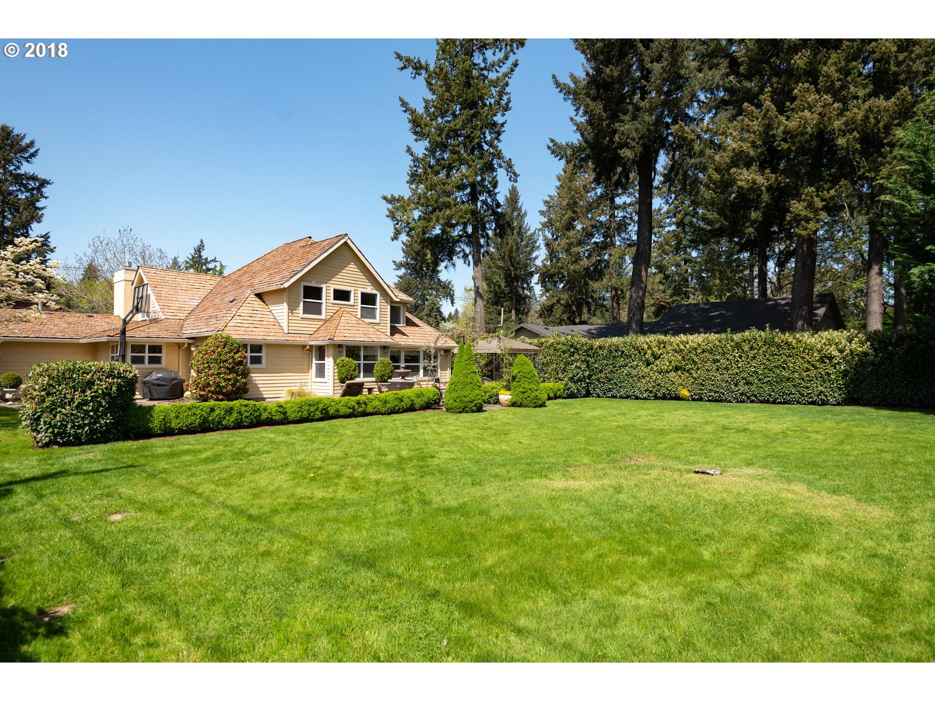 19240 Bryant Road Lake Oswego, OR 97034 - Photo 29 of 32 Gallery Image 29