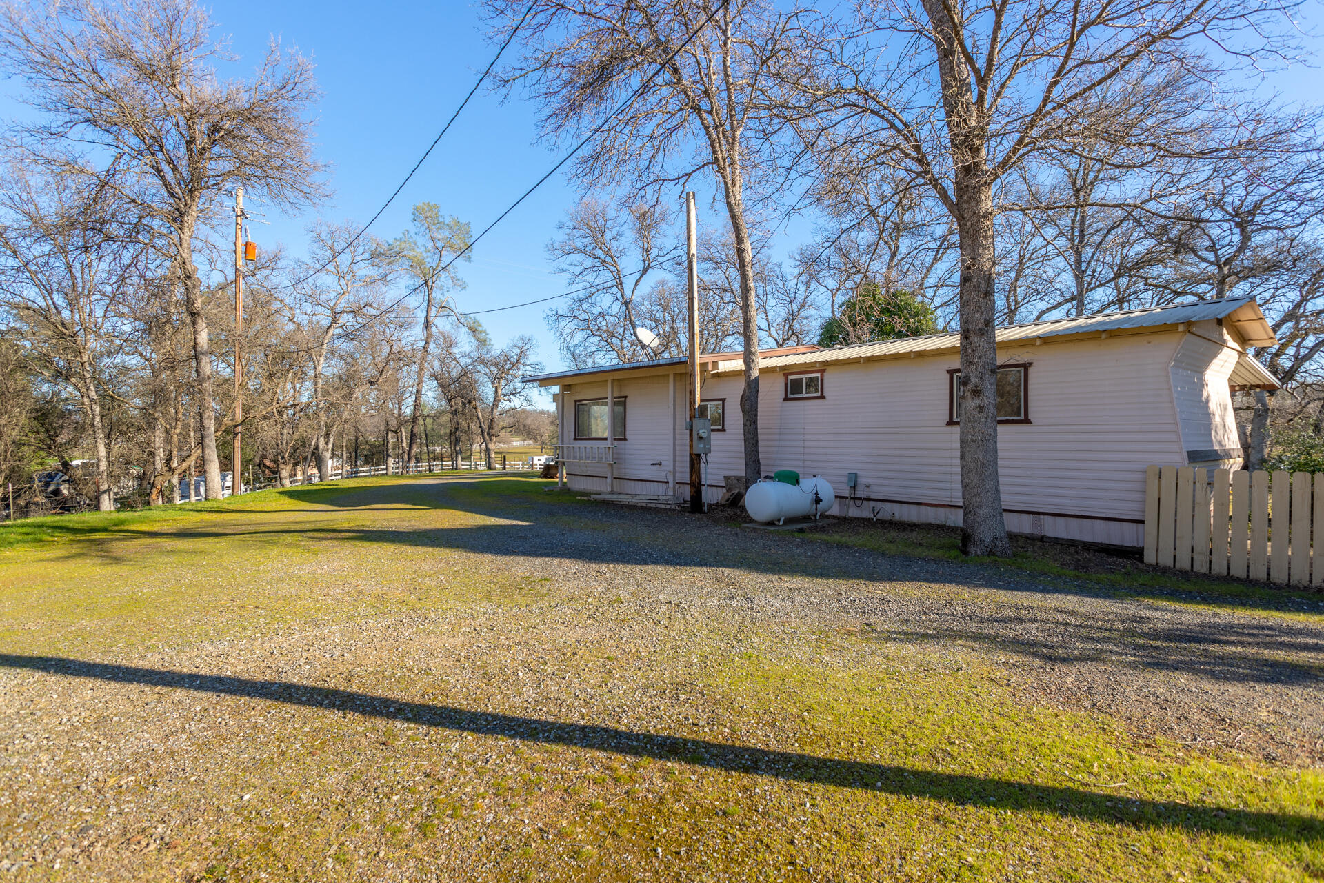 8244 Silver Bridge Road Palo Cedro, CA 96073 - Photo 46 of 54 114 trailer back