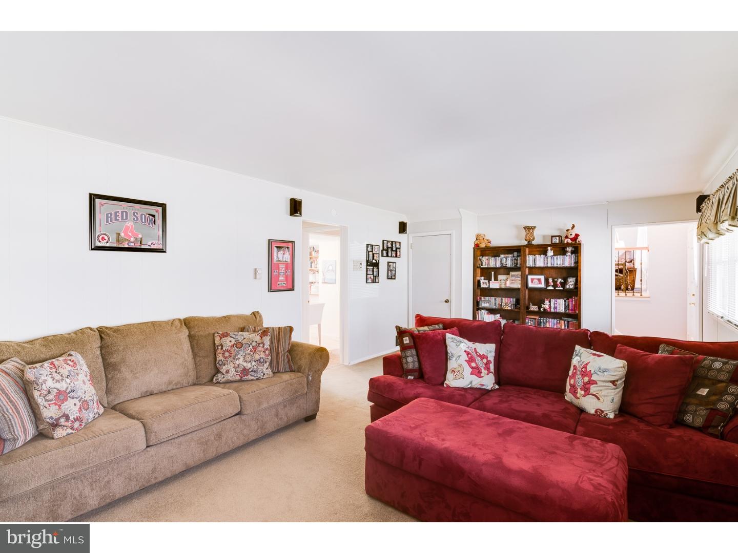 34 Cranbrook Road Trenton, NJ 08690 - Photo 14 of 25 Family Room