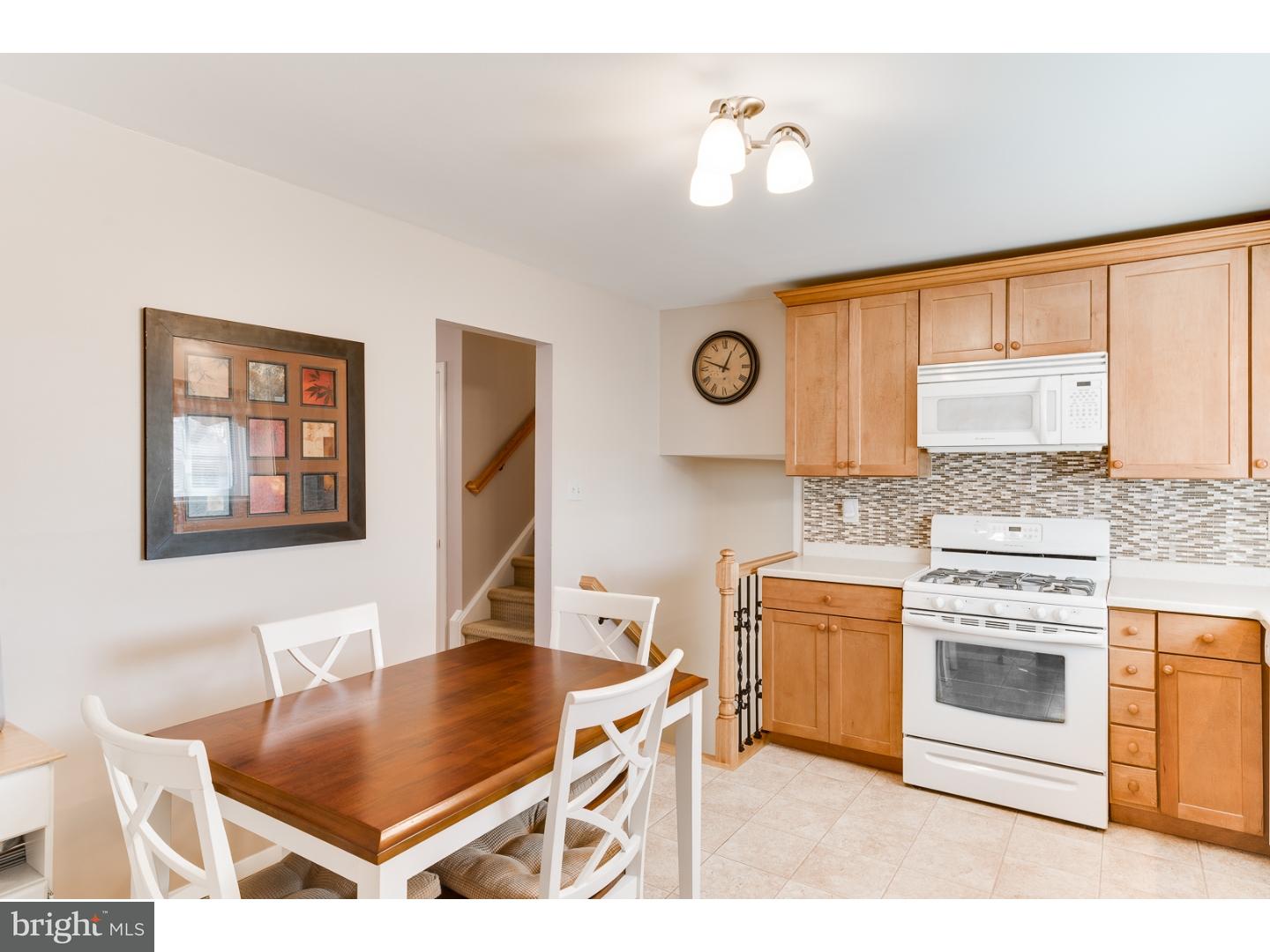 34 Cranbrook Road Trenton, NJ 08690 - Photo 9 of 25 Kitchen