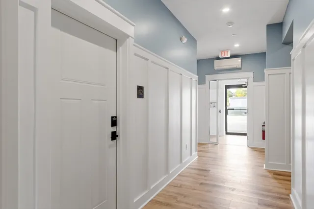 $2,150 | 843 Main Street, Unit 102, Clinton, MA 01510