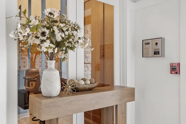 $2,150 | 843 Main Street, Unit 102, Clinton, MA 01510