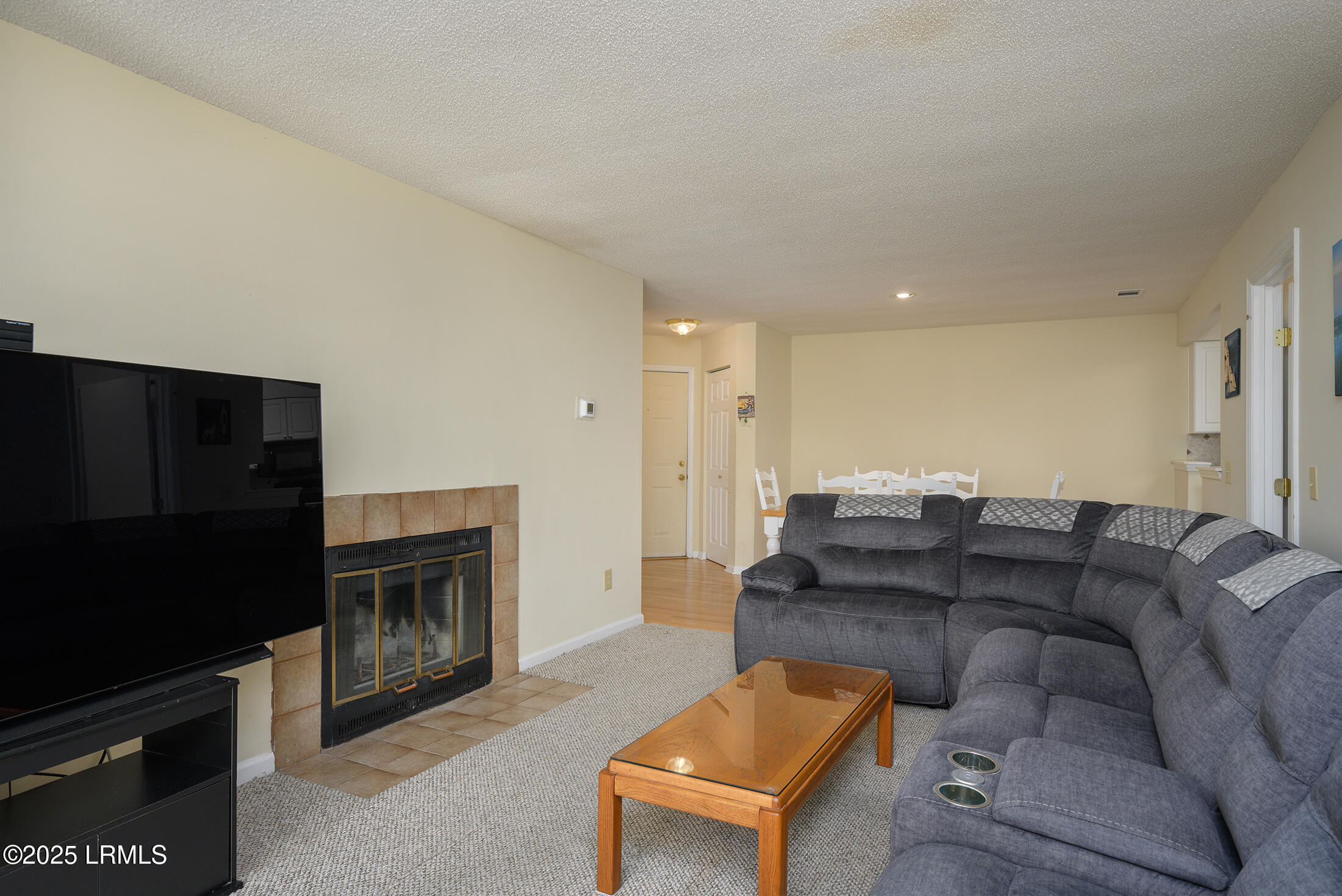 28 Forest Cove Road, Unit 28 Hilton Head Island, SC 29928 - Photo 6 of 26 DSC_1302 copy