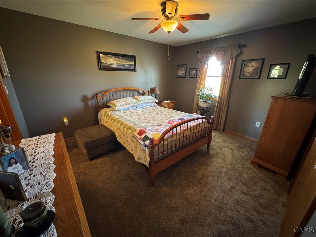 4903 Fox Road Verona, NY 13421 - Photo 20 of 30 Primary bedroom