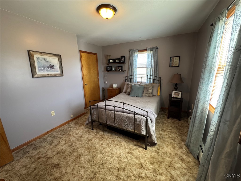 4903 Fox Road Verona, NY 13421 - Photo 24 of 30 2nd bedroom w/ closet