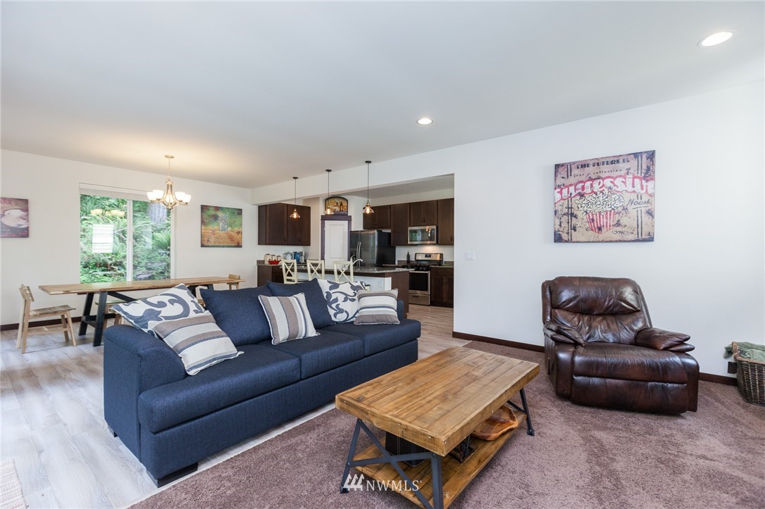 17913 3rd Avenue Southeast Bothell, WA 98012 - Photo 11 of 25