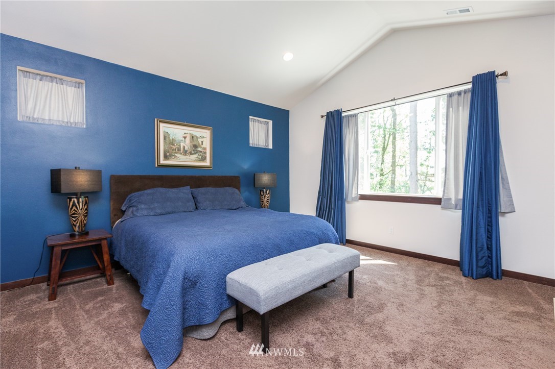 17913 3rd Avenue Southeast Bothell, WA 98012 - Photo 14 of 25