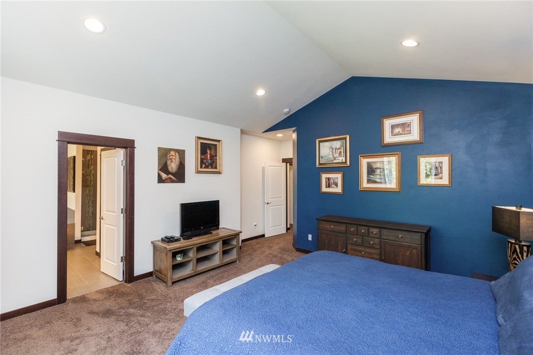 17913 3rd Avenue Southeast Bothell, WA 98012 - Photo 15 of 25