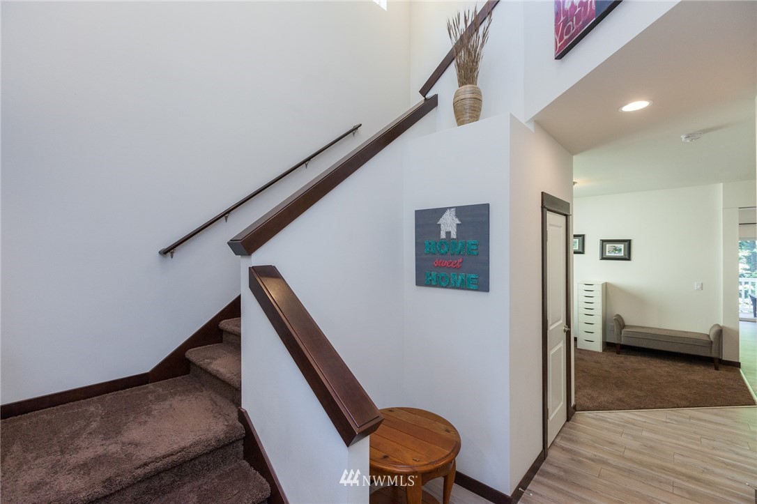 17913 3rd Avenue Southeast Bothell, WA 98012 - Photo 21 of 25