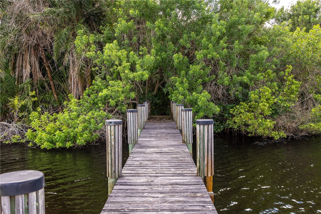 12511 Roseland Road Sebastian, FL 32958 - Photo 10 of 16 Gallery Image 10