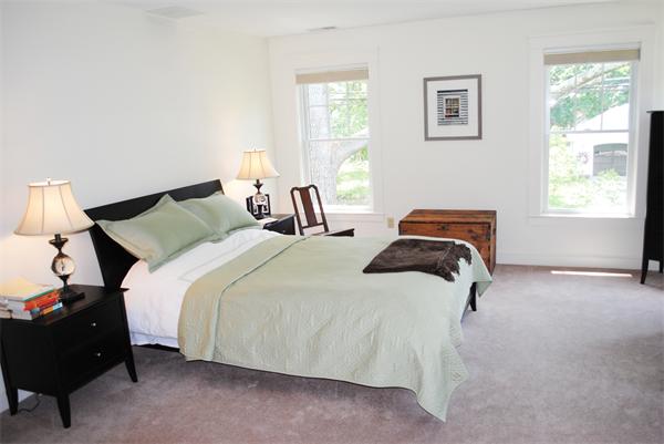 128 Laws Brook Road Concord, MA 01742 - Photo 8 of 14 Gallery Image 8