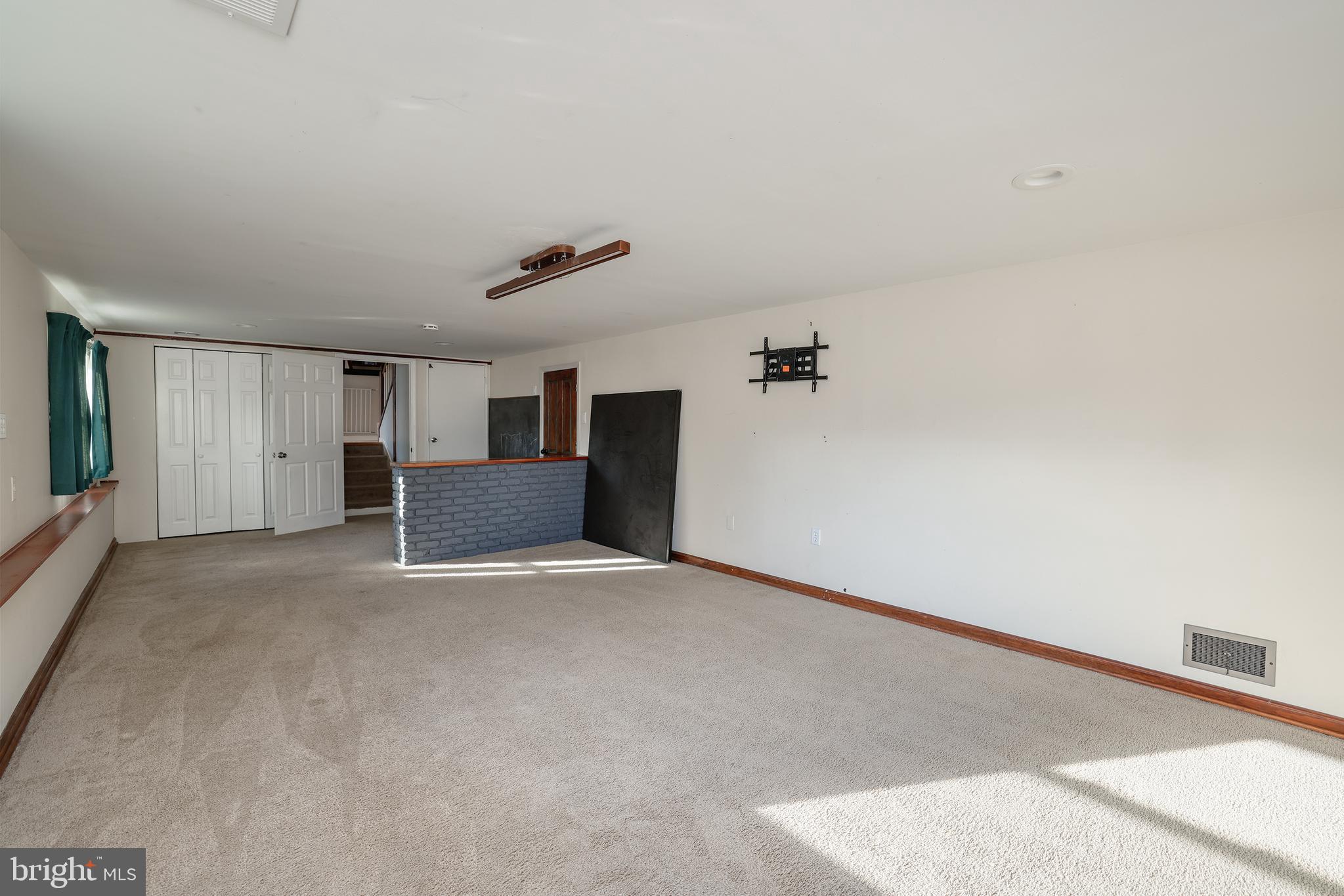 6 Van Gogh Court Ewing, NJ 08618 - Photo 19 of 25 a view of an empty room with a cabinet