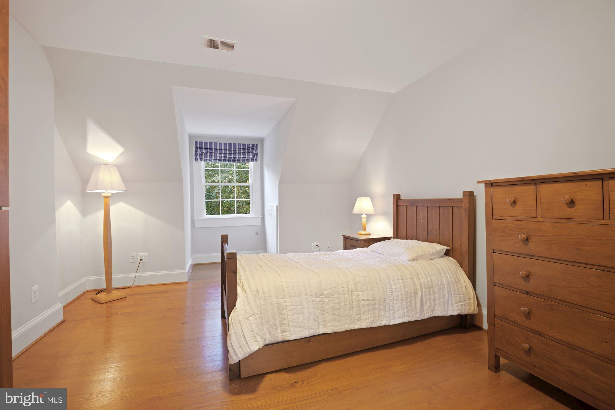 966 Bellview Road McLean, VA 22102 - Photo 25 of 39