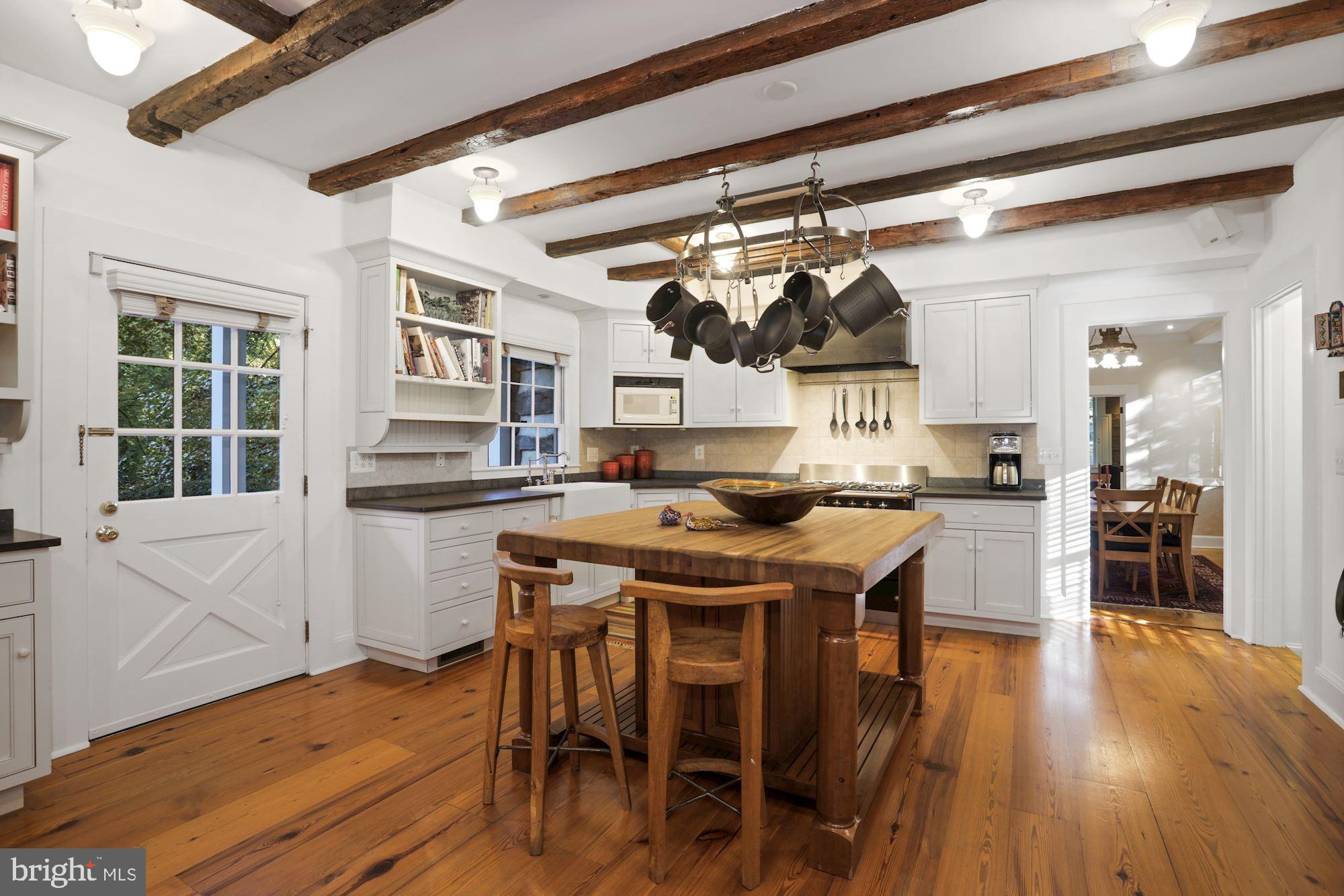 966 Bellview Road McLean, VA 22102 - Photo 7 of 39