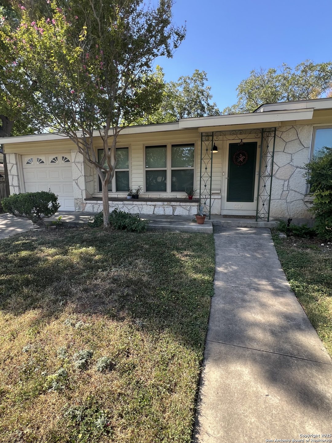 607 Freiling San Antonio, TX 78213 - Photo 1 of 1 front view of a house with a yard