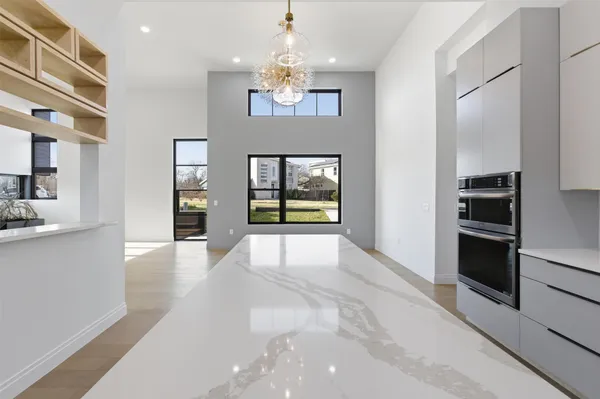 $885,000 | 5013 Rob-Scott Street, Austin, TX 78721